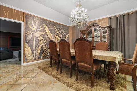 Dining - 1255 Spring Valley Dr E, Mobile, AL 36693 photo 2 of 2