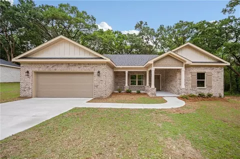 7032 Country Oaks Dr N, Irvington, AL 36544