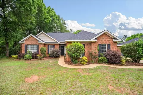 555 S Dykes Rd, Mobile, AL 36608
