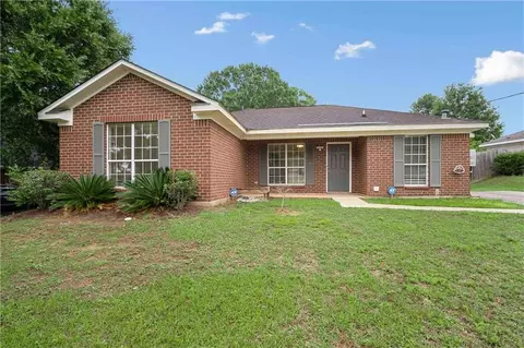 1558 Homestead Dr, Semmes, AL 36575