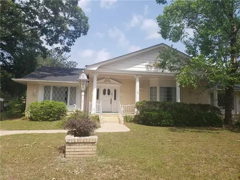 1221 Westbury Dr, Mobile, AL 36609
