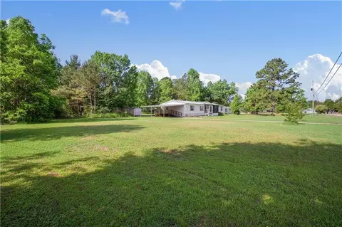 Exterior - 8205 Brandy Ln N, Mobile, AL 36695 photo 2 of 6