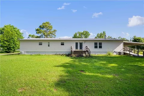 Exterior - 8205 Brandy Ln N, Mobile, AL 36695 photo 4 of 6