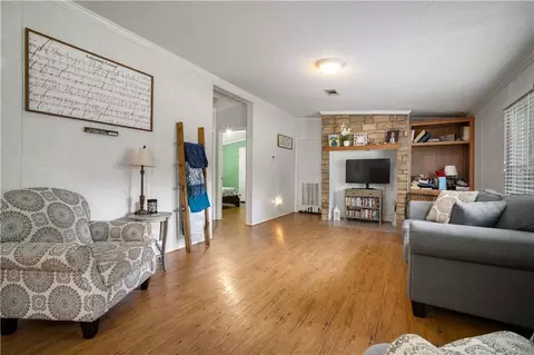 Living - 8205 Brandy Ln N, Mobile, AL 36695 photo 1 of 1