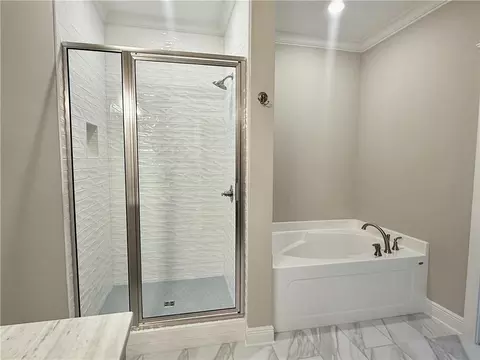 Bath - 2290 Snowden Pl, Mobile, AL 36609 photo 2 of 2