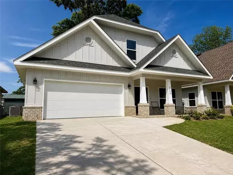 2290 Snowden Pl, Mobile, AL 36609