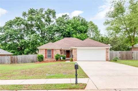 7547 Elizabeth Dr, Daphne, AL 36526