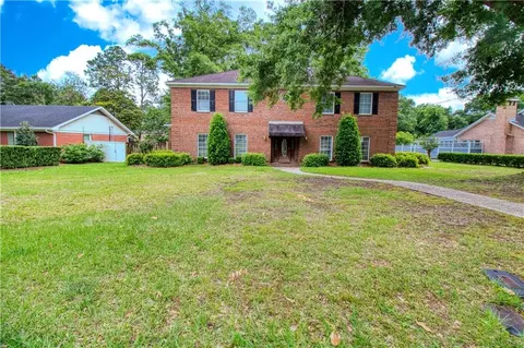 3933 Pembrocke Ave, Mobile, AL 36608