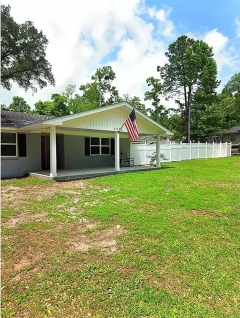 2378 Willowdale St, Mobile, AL 36605