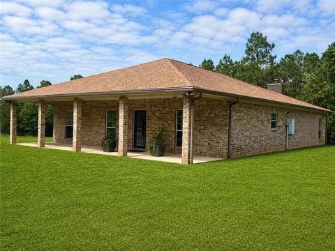 466 Long Leaf Rd, Citronelle, AL 36522