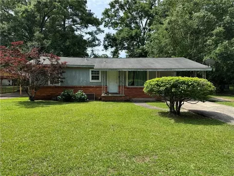 123 Clark Ave, Saraland, AL 36571