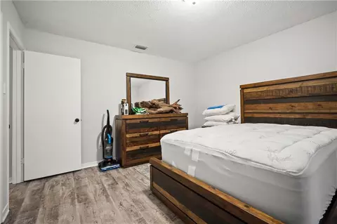 Bedroom - 7004 Carrabelle Ky, Mobile, AL 36695 photo 4 of 5