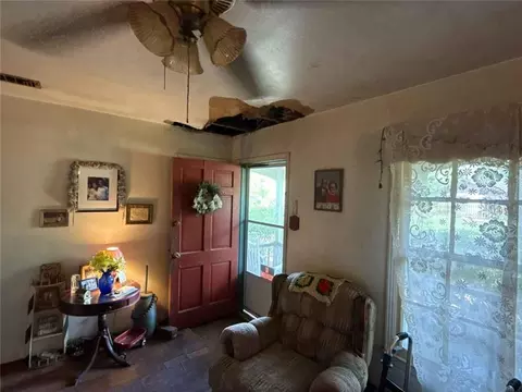 Entry Way - 521 Holiday Ave, Chickasaw, AL 36611 photo 1 of 3