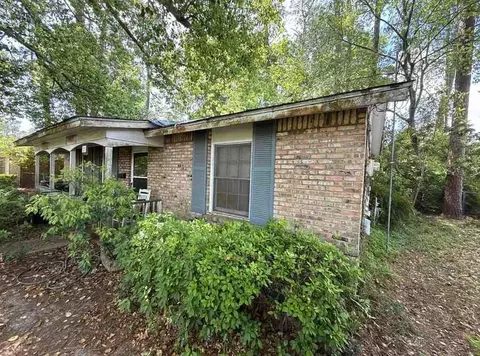 Exterior - 521 Holiday Ave, Chickasaw, AL 36611 photo 3 of 5