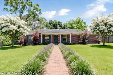 8133 Oak Ave, Semmes, AL 36575