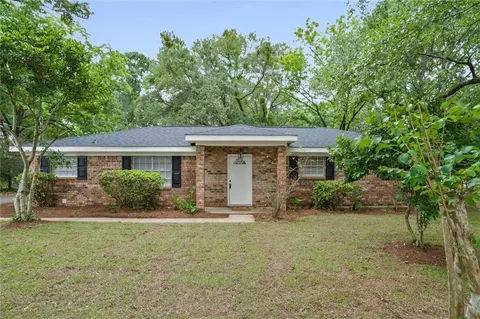 7110 Aljon Ct, Theodore, AL 36582