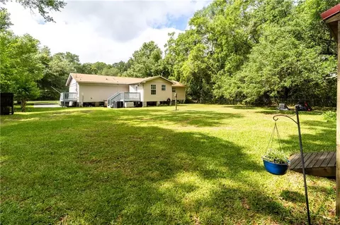 Exterior - 1750 Staples Rd, Mobile, AL 36605 photo 6 of 8