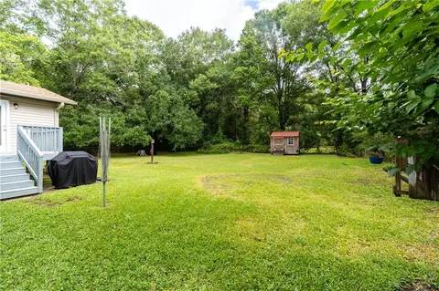 Exterior - 1750 Staples Rd, Mobile, AL 36605 photo 8 of 8