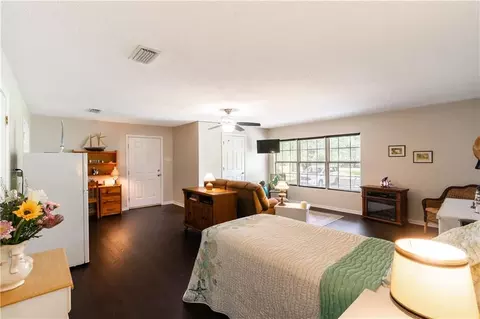 Bedroom - 1750 Staples Rd, Mobile, AL 36605 photo 2 of 8