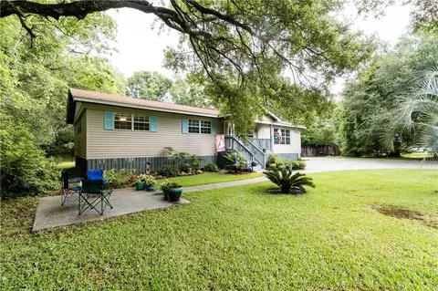 Exterior - 1750 Staples Rd, Mobile, AL 36605 photo 2 of 8