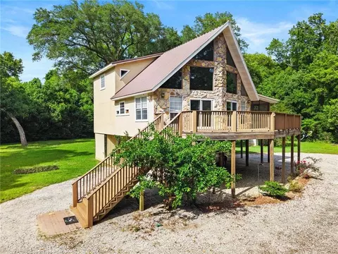 11861 Bay Rd, Foley, AL 36535