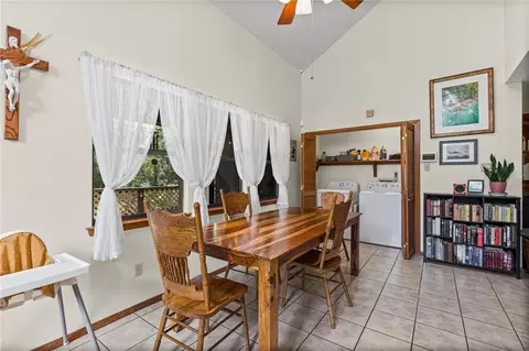 Dining - 2140 Luckner Ct, Mobile, AL 36618 photo 1 of 2