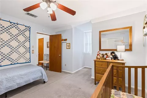 Bedroom - 2140 Luckner Ct, Mobile, AL 36618 photo 4 of 4