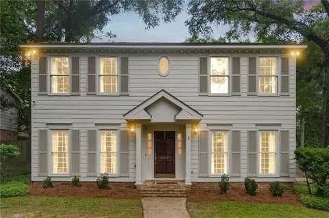 483 Pine Ct, Mobile, AL 36608
