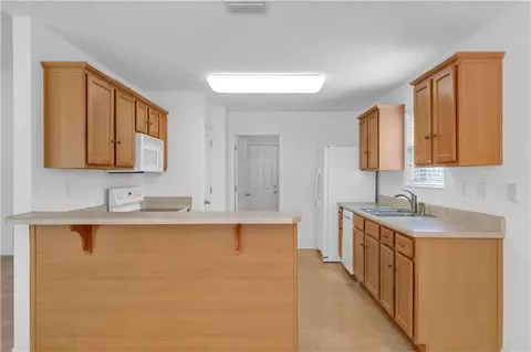 Kitchen - 2520 Rosebud Dr, Mobile, AL 36695 photo 1 of 5