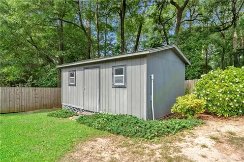 Exterior - 2520 Rosebud Dr, Mobile, AL 36695 photo 4 of 7