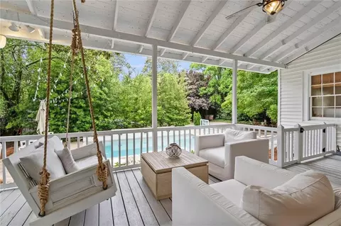 Exterior - 3863 Old Shell Rd, Mobile, AL 36608 photo 7 of 13