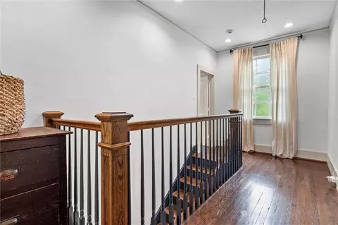 Entry Way - 3863 Old Shell Rd, Mobile, AL 36608 photo 7 of 7