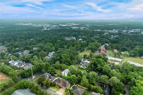 View/Area - 3863 Old Shell Rd, Mobile, AL 36608 photo 7 of 9