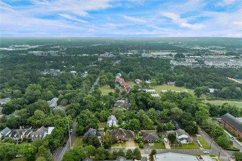 View/Area - 3863 Old Shell Rd, Mobile, AL 36608 photo 9 of 9