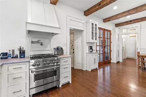 Kitchen - 3863 Old Shell Rd, Mobile, AL 36608 photo 2 of 2