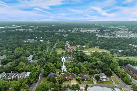 View/Area - 3863 Old Shell Rd, Mobile, AL 36608 photo 8 of 9