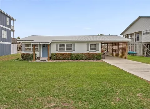 312 Quivira St, Dauphin Island, AL 36528