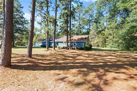 Exterior - 11045 Hurst Dr, Axis, AL 36505 photo 4 of 6