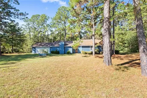 11045 Hurst Dr, Axis, AL 36505