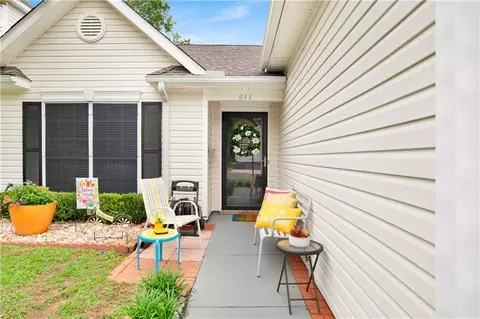 Exterior - 643 Spring Lake Ct, Mobile, AL 36695 photo 2 of 8