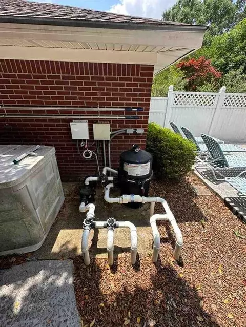 Exterior - 10550 Mclaughlin Ln, Mobile, AL 36608 photo 11 of 26