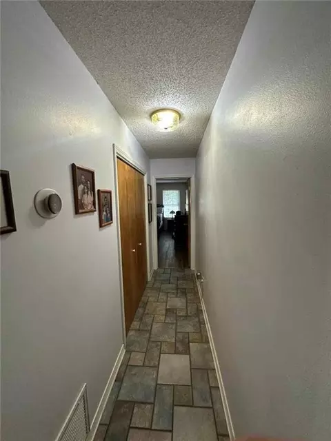 Entry Way - 10550 Mclaughlin Ln, Mobile, AL 36608 photo 2 of 2