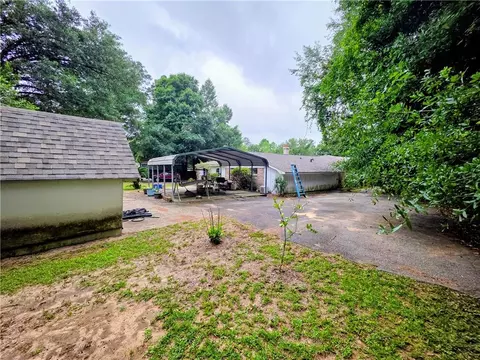 Exterior - 1058 Gallen Ct, Mobile, AL 36608 photo 4 of 5