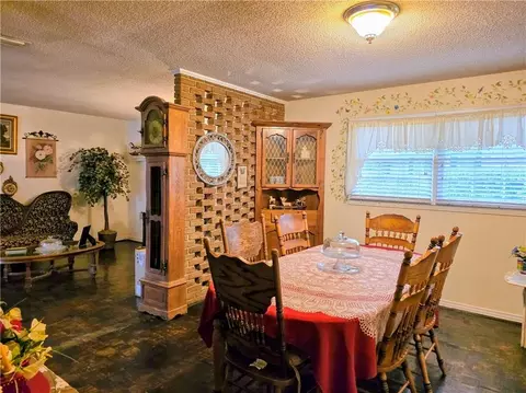 Dining - 1058 Gallen Ct, Mobile, AL 36608 photo 1 of 1