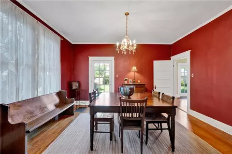 Dining - 307 West St, Mobile, AL 36604 photo 1 of 2