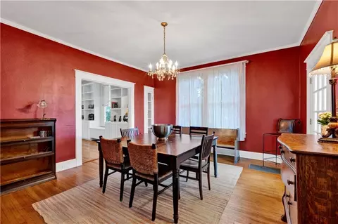 Dining - 307 West St, Mobile, AL 36604 photo 2 of 2