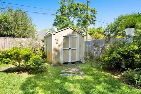 Exterior - 307 West St, Mobile, AL 36604 photo 13 of 15