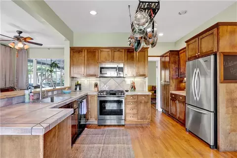 Kitchen - 307 West St, Mobile, AL 36604 photo 1 of 2