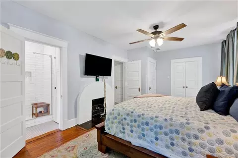 Bedroom - 307 West St, Mobile, AL 36604 photo 2 of 3