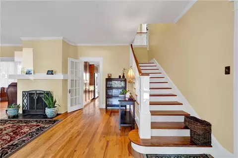 Entry Way - 307 West St, Mobile, AL 36604 photo 1 of 2
